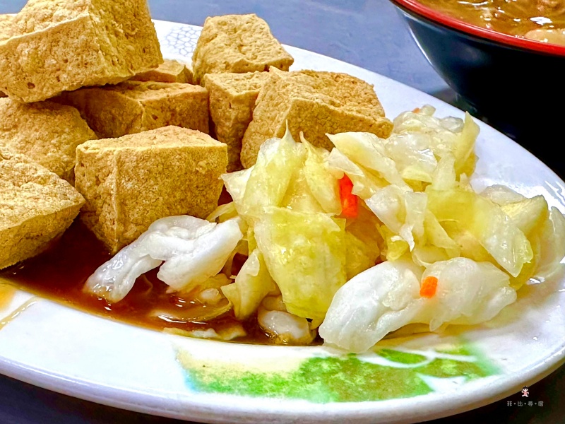中港蚵仔麵線 從早賣到晚 在地人最愛的傳統小吃！ @兔貝比的菲比尋嚐
