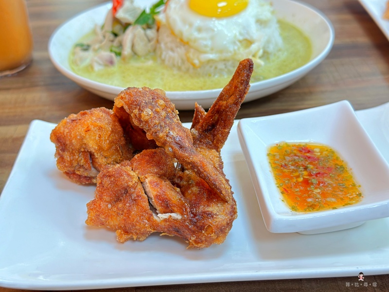 泰樂泰國料理 道地的泰式料理只要銅板價 用餐時段一位難求呀！ @兔貝比的菲比尋嚐