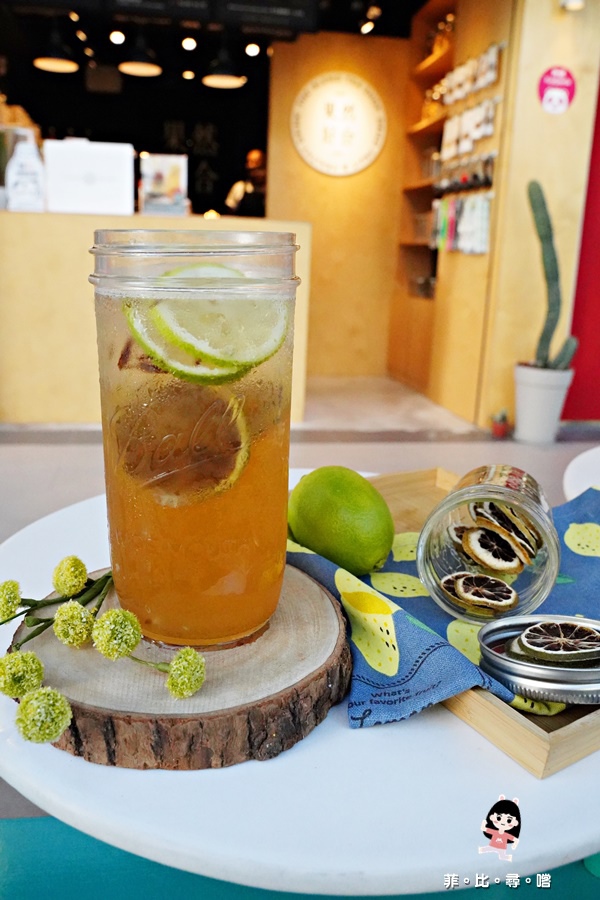 The Blend Tea Shop 果然好合 嚴選100%在地台灣茶+自製果乾 原料無化學添加物 果然好合的純天然風味！ @兔貝比的菲比尋嚐