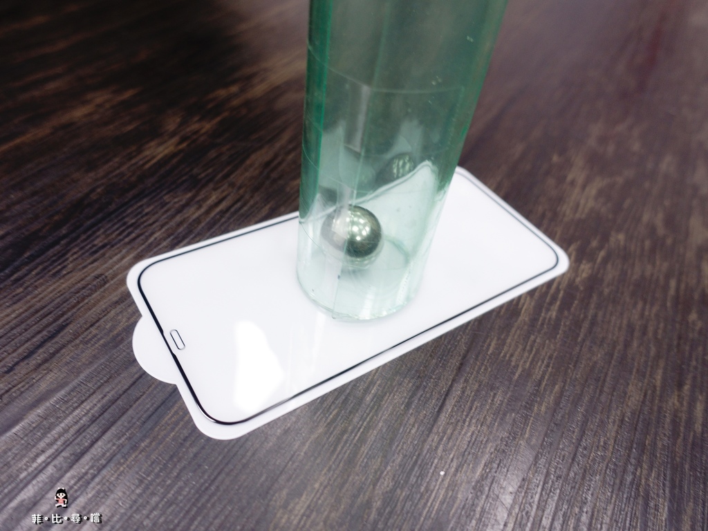 京展包膜 板橋包膜推薦 iphone12 pro max 寒冰盾 螢幕保護貼 軍用級9H疏油疏水防爆防指紋 極致呵護！ @兔貝比的菲比尋嚐