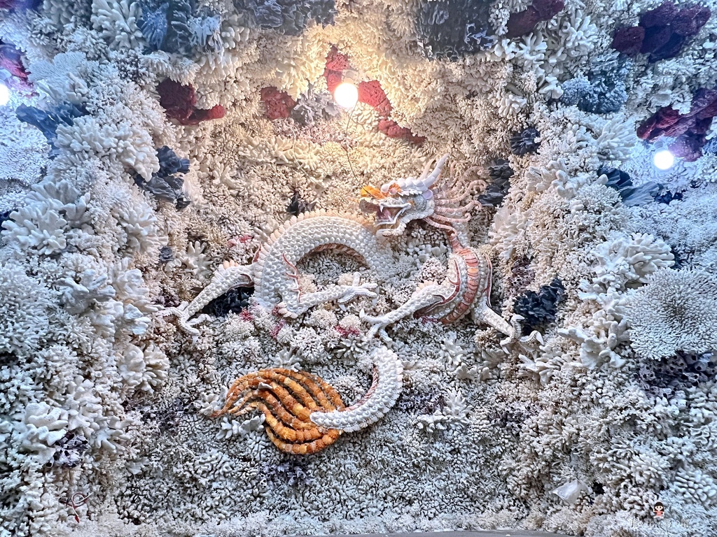 超仙的珊瑚貝殼廟美的太不真實！宛如悠遊在海底龍宮 浪漫指數直接破表～ @兔貝比的菲比尋嚐